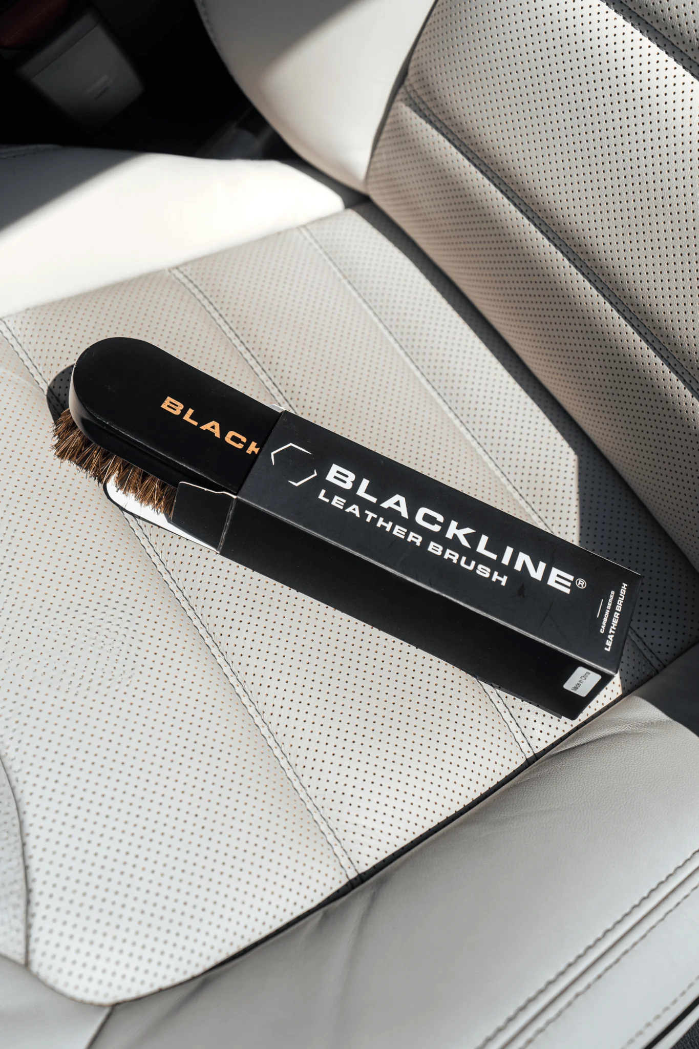 BLACKLINE® Leather Brush - Image 3