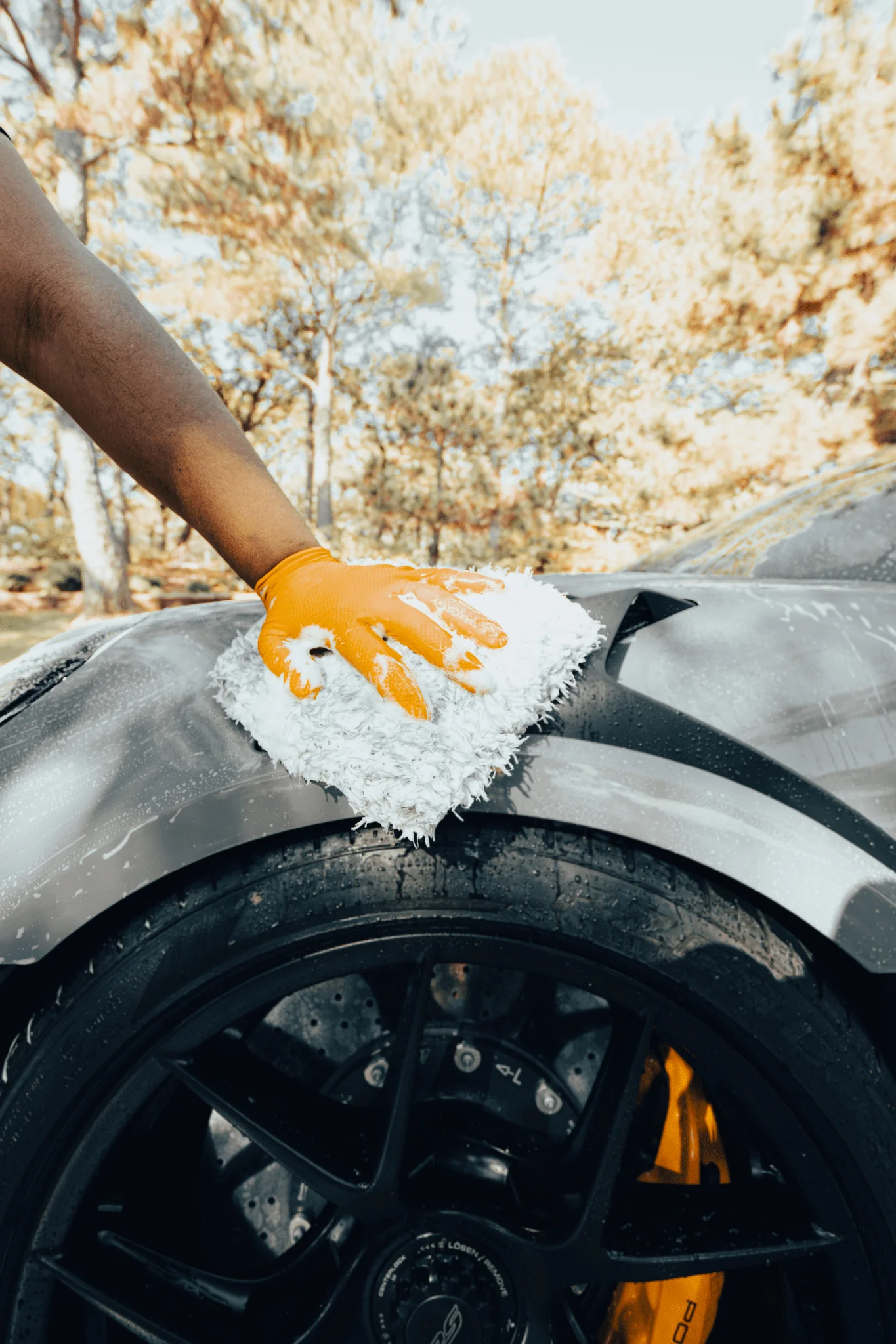 BLACKLINE® Microfiber Wash Mitt - Image 4