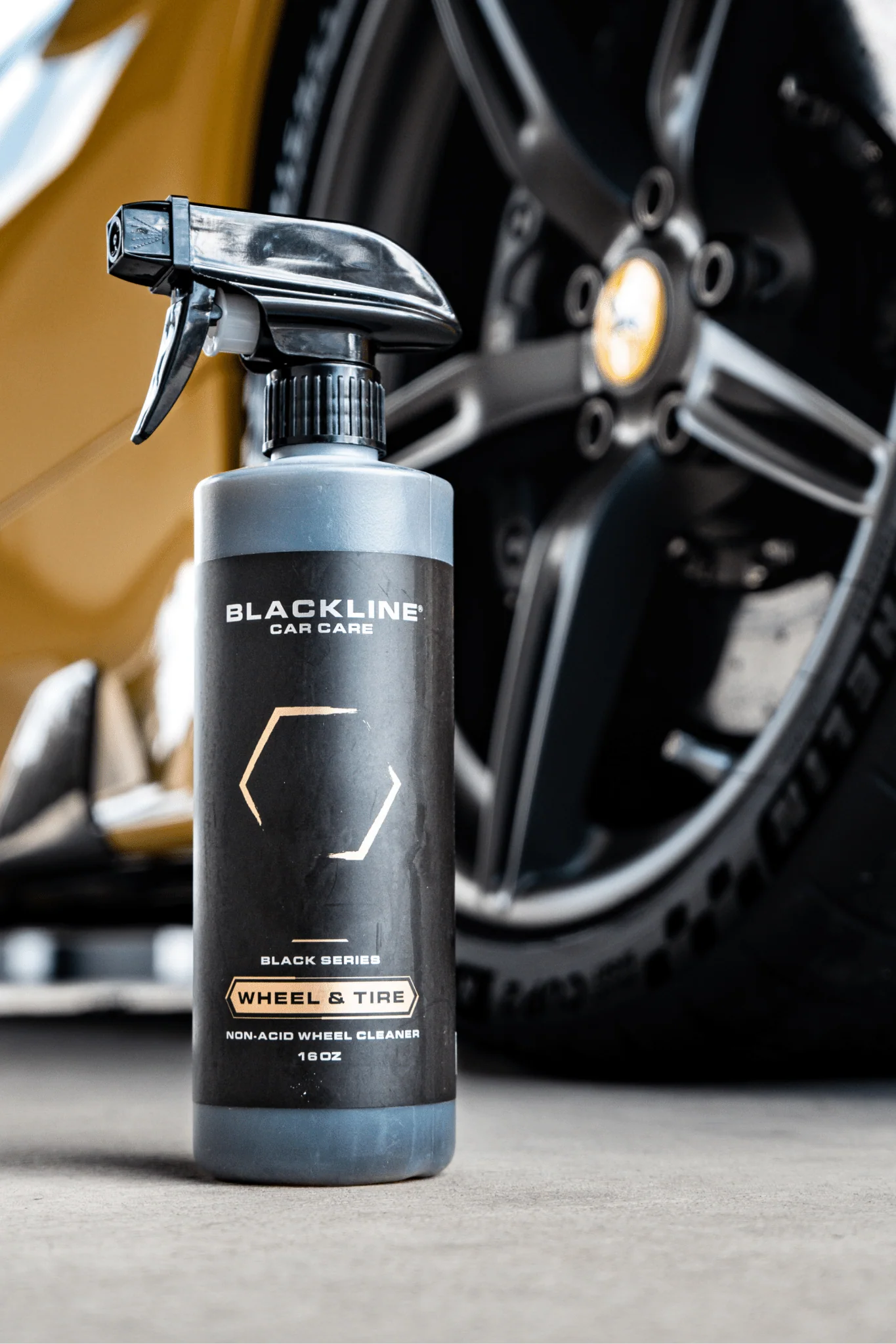 BLACKLINE® Wheel N' Tire Cleaner - Image 2