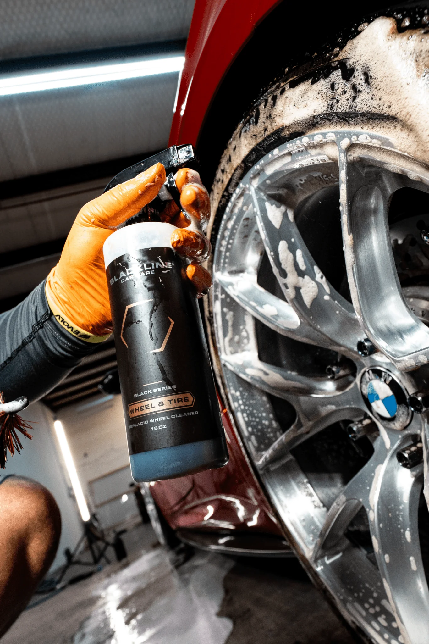 BLACKLINE® Wheel N' Tire Cleaner - Image 3